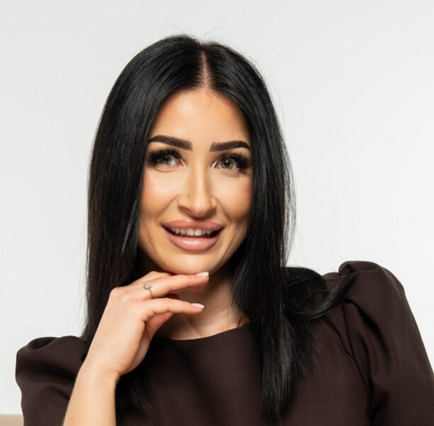 Angelika Fenig (Biuro główne)